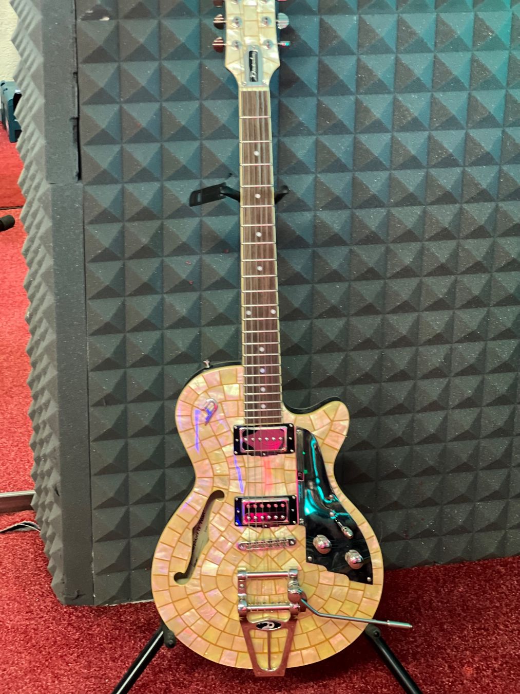 Strumenti musicali: Düsenberg white Pearl starplyer – Usato da Neuhausen venduto da vol_ts2t 3