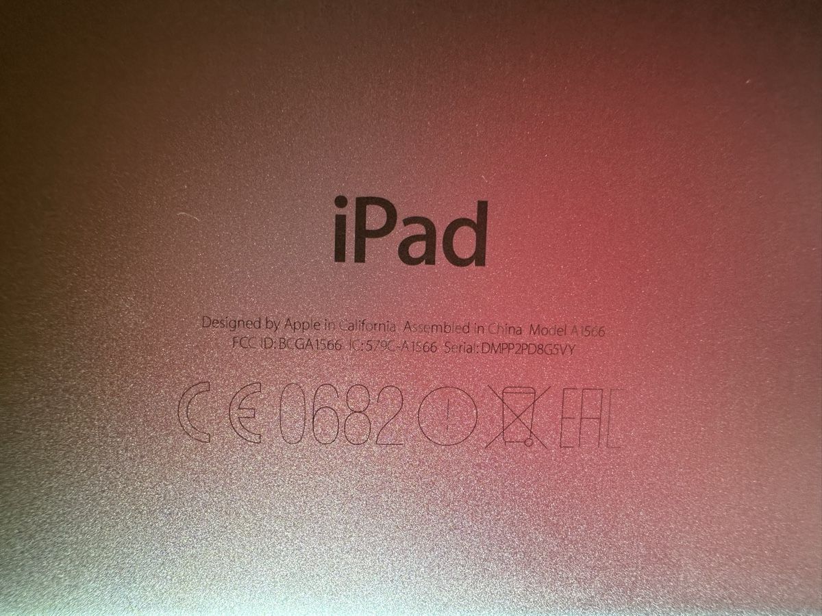Apple Tablet PC: Apple iPad Air 2, WiFi, 64 GB, Silver – Gebraucht aus Trimbach von Goldchild_8 2