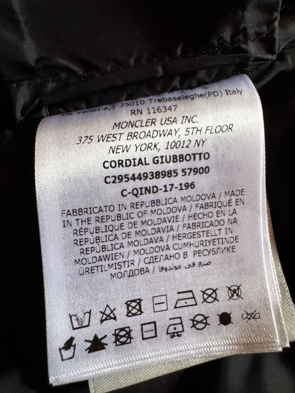 Giacche: Moncler Giubbotto 8 – Usato da Luzern venduto da Antiquesonline 4