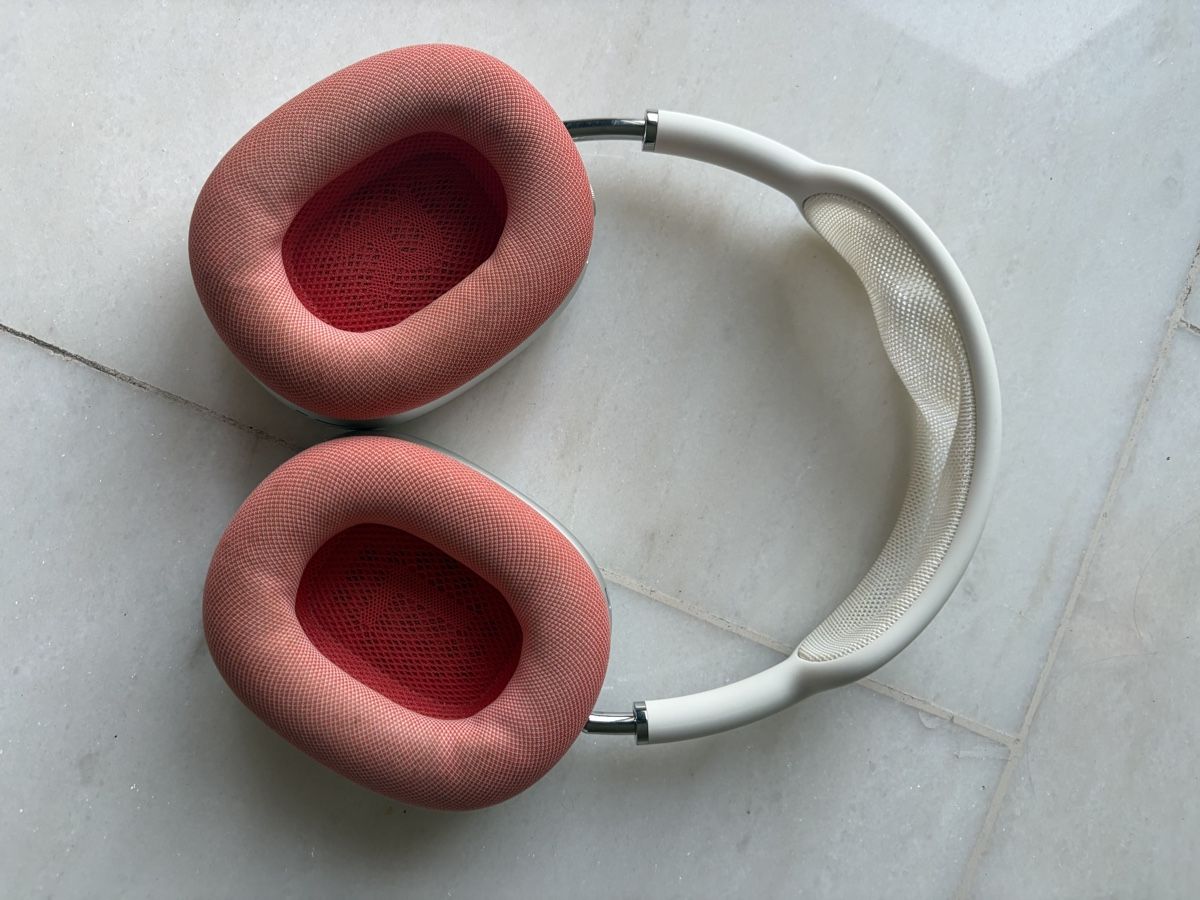 Apple Casques audio: Air Pods Max Silver – D'occasion à Minusio par giu_w2st 2