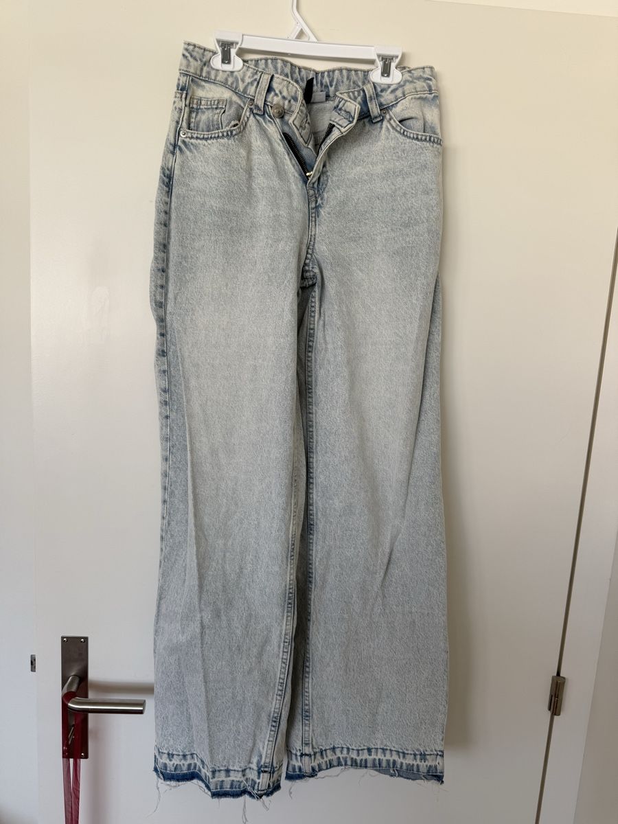 H&M Jeans: Jeans large – Gebraucht aus Monthey von sen_6ckr 1