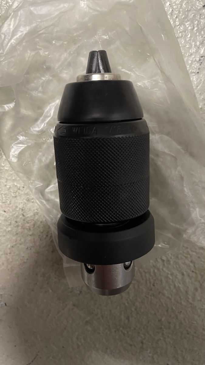 Bosch Trapani: Bosch Schnellspannbohrfutter mit Adapter 1.5-13mm sds plus – Nuovo (secondo la descrizione) da Benken SG venduto da BI97