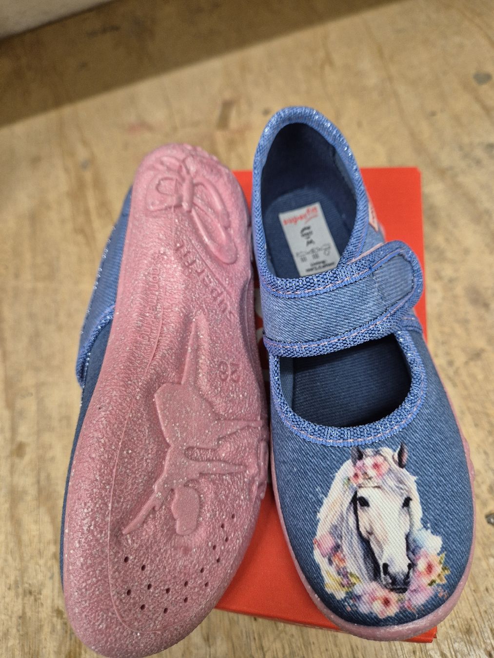 Schuhe für Mädchen: Superfit Kinderfinken Hausschuhe Mädchen – Neu und originalverpackt aus Riehen von Vaniisha13 1
