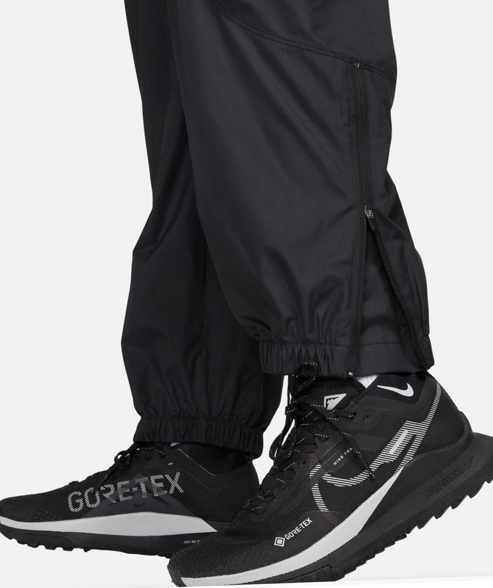 Nike Pantaloni: Nike pantalon s – Usato da Forel (Lavaux) venduto da julie13 1