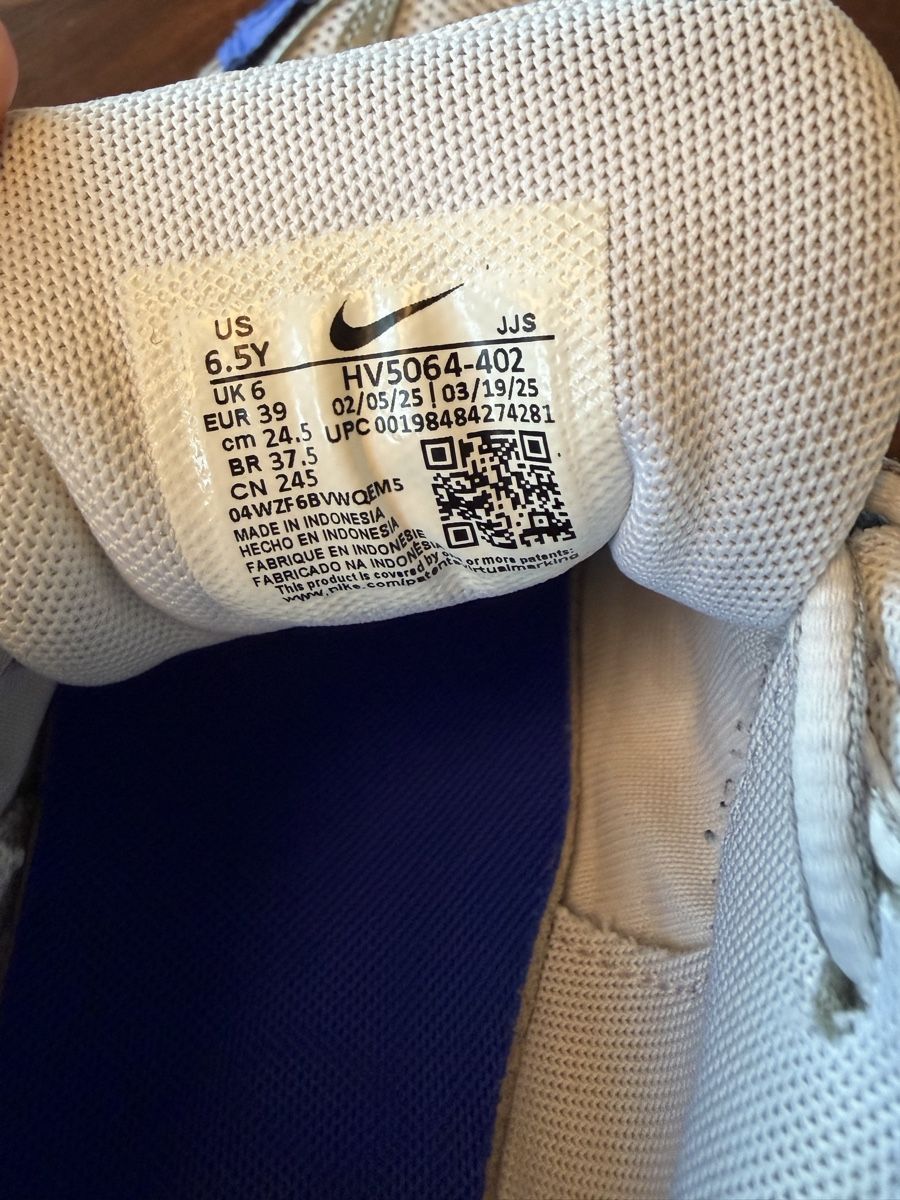 Nike Herrenschuhe: Nike Turnschuhe – Gebraucht aus Madetswil von tigerfisch 3