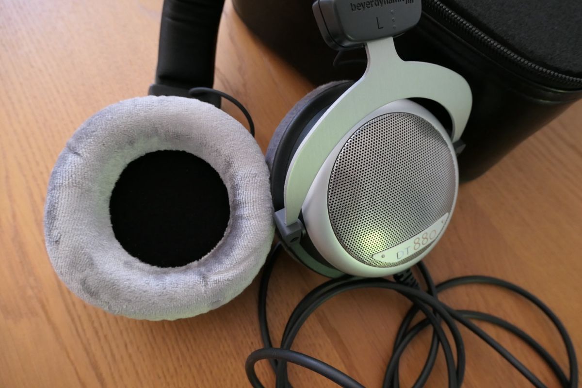 Beyerdynamic Cuffie: Beyerdynamic DT880 EDITION  – Usato da Villeneuve VD venduto da jol_rjt6 1