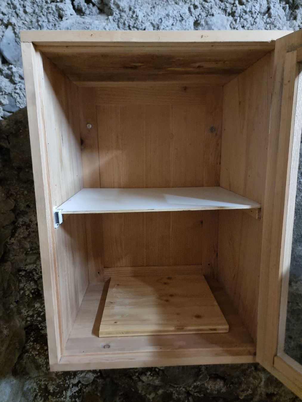 Schränke: Holzkästli  – Gebraucht aus Berschis von treedosha01 1