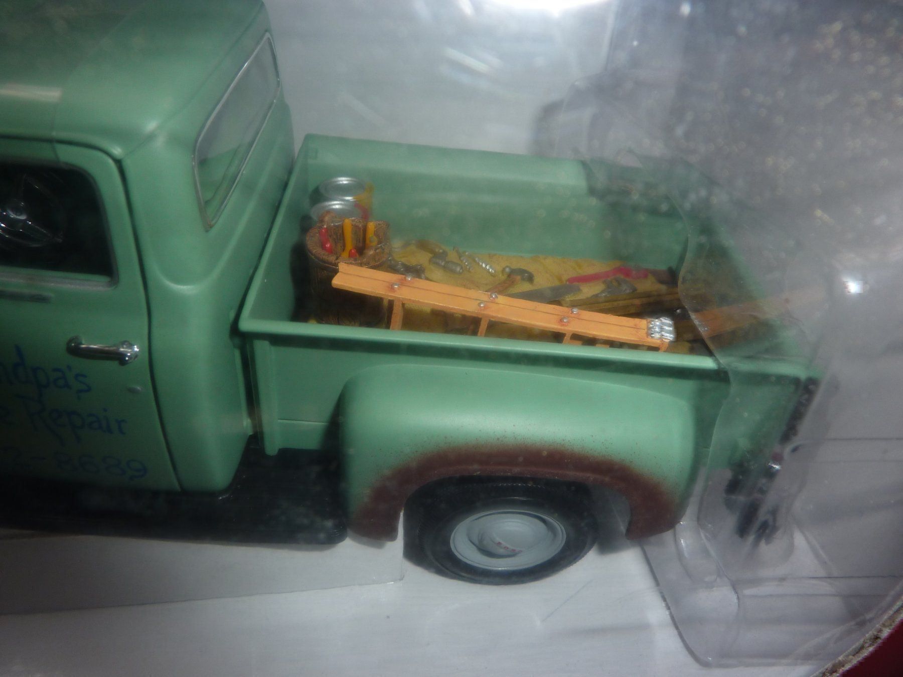 Ford Modellini d'auto: FORD 1956 F-100 – Nuovo e nell'imballaggio originale da Balsthal venduto da bouteliee 3
