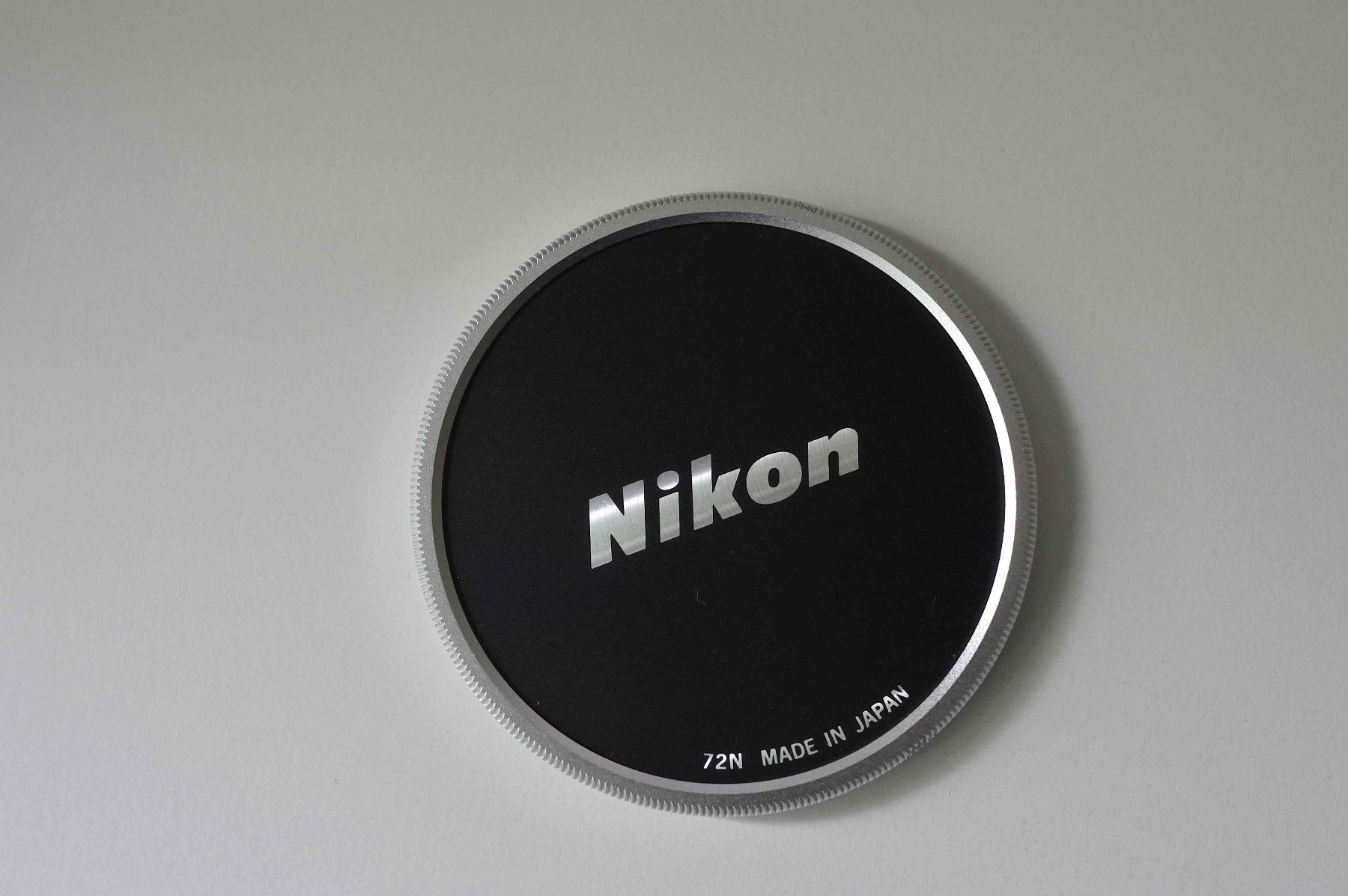 Nikon Obiettivi: Nikon Objektivdeckel Metall 72mm – Usato da Schwerzenbach venduto da floridan 1