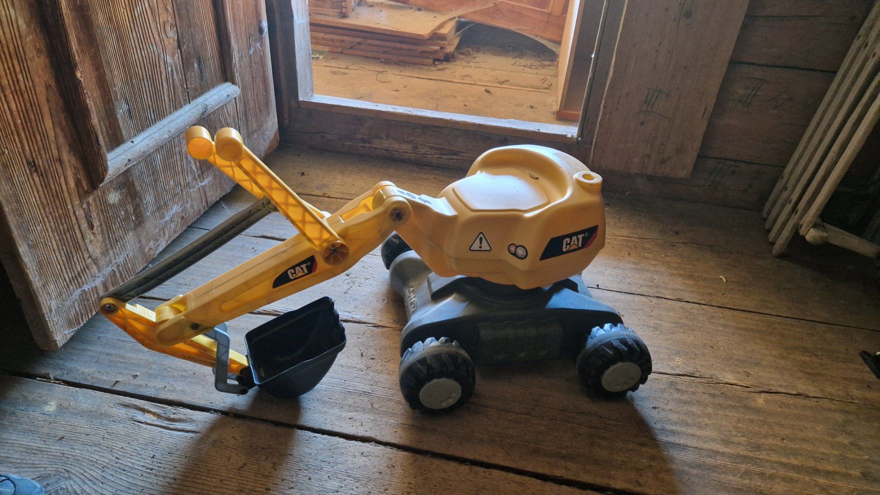 Rolly Toys Veicoli per bambini: RollyToys rollyDigger CAT – Usato da Obergoldbach venduto da Kokanee23