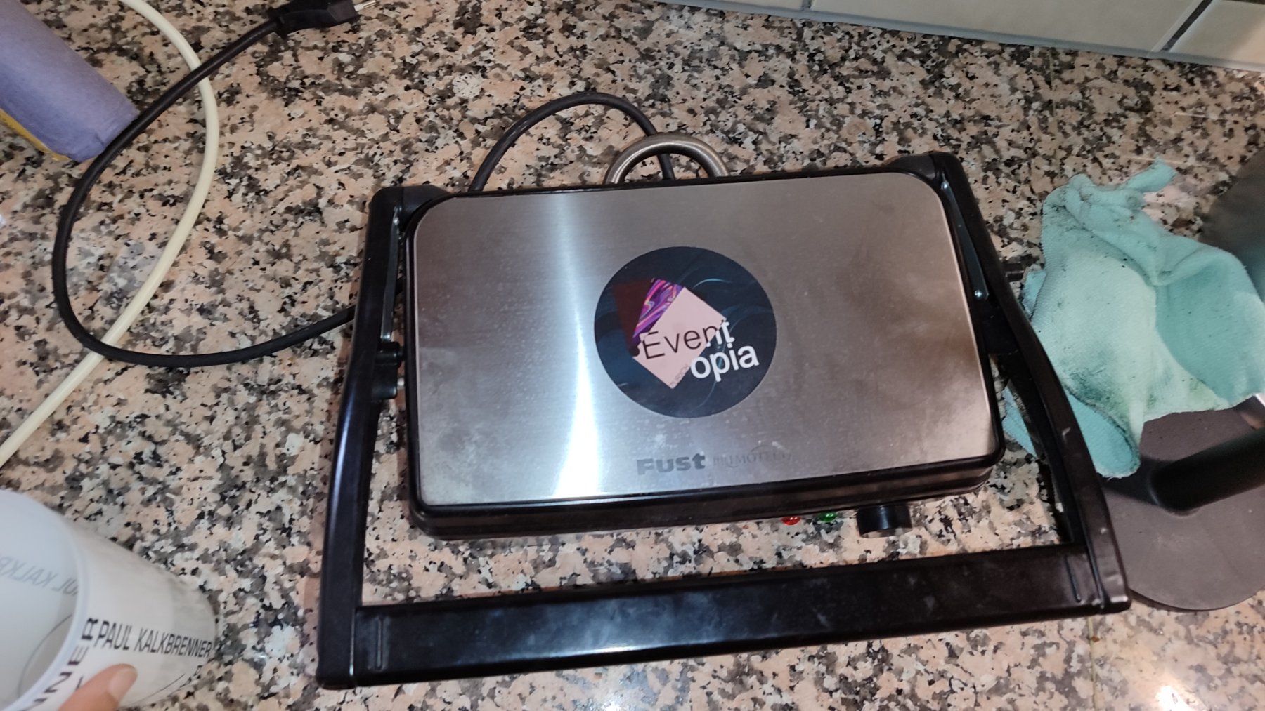 Fust Appareils de cuisine: Sandwich-Maker, Fust, Top-Zustand – D'occasion à Brüttisellen par nic_xm7s 3