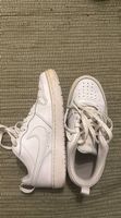 Baskets Nike blanches  Taille 36 