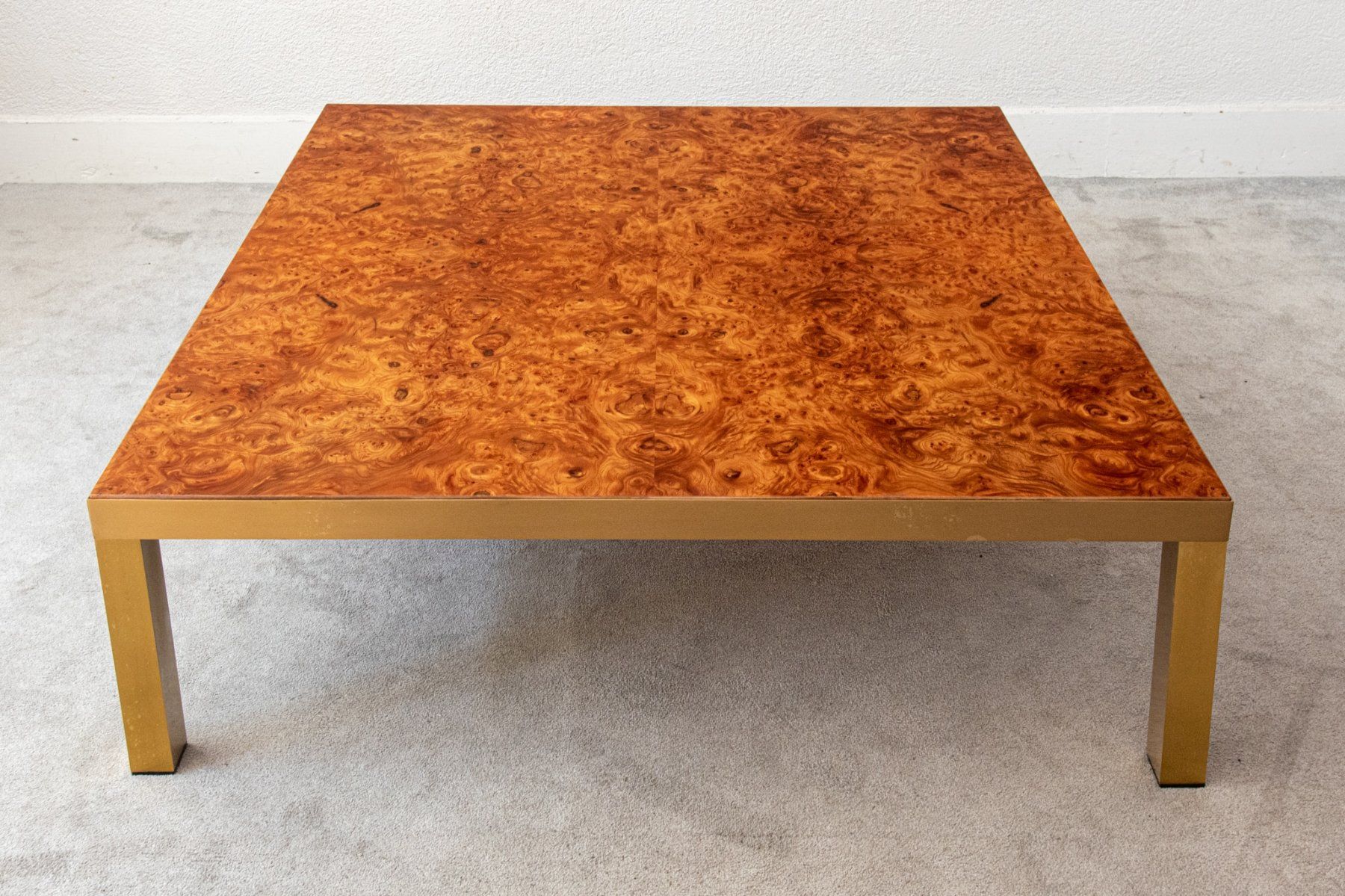 Tavoli: Table basse loupe d’érable et laiton – Usato da Lausanne venduto da eamescharly 2