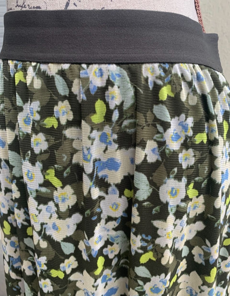 Tom Tailor Jupes: Superbe jupe midi TOM TAILOR taille élastique t.38 – Neuf (Voir description) à Martigny par only__you 3