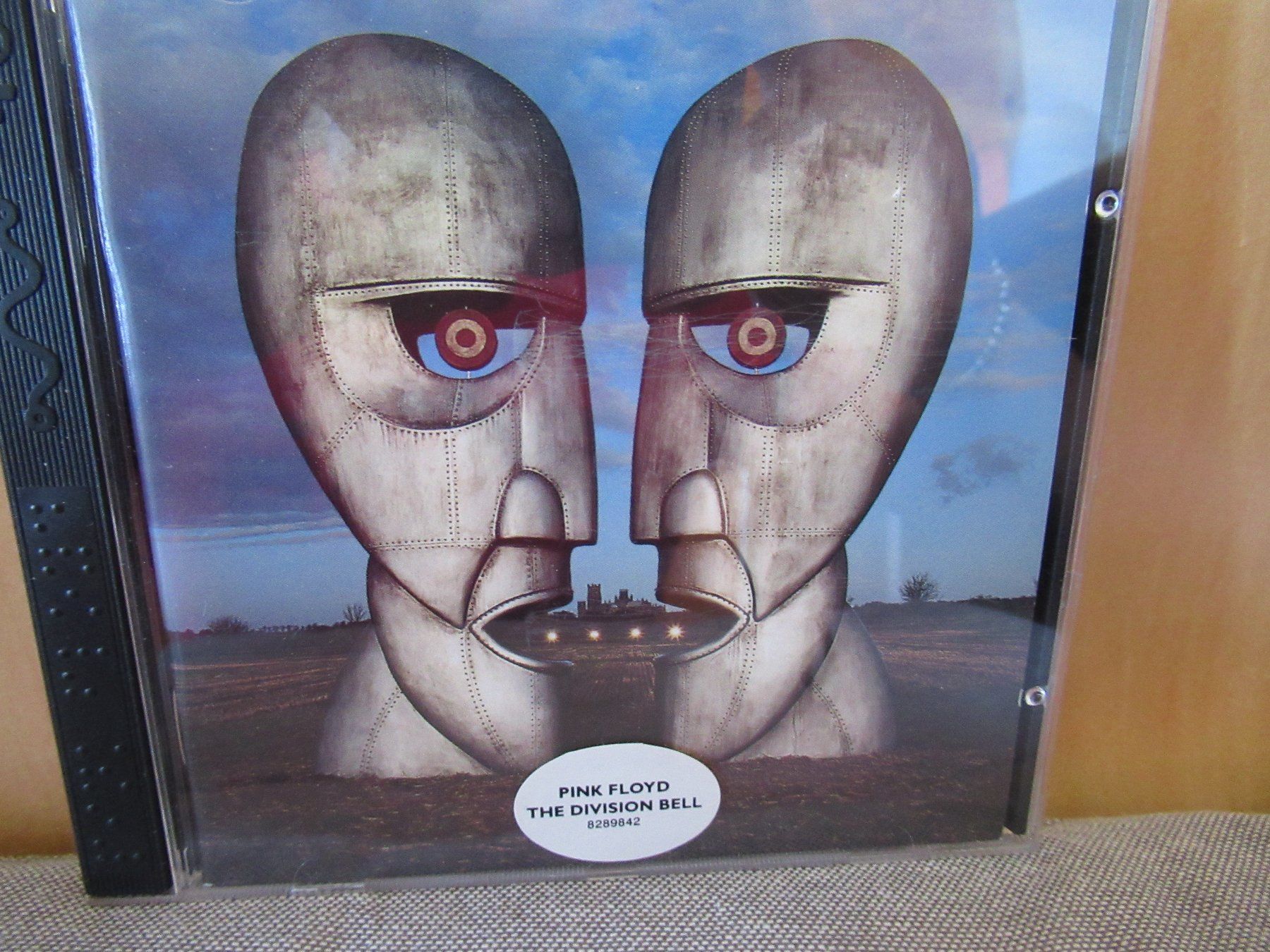 CD: THE PINK FLOYD - THE DIVISION BELL – Usato da Grône venduto da Mire01