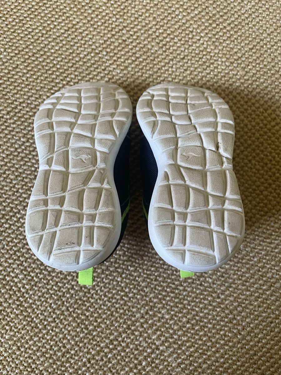 Scarpe per ragazzi: KangaROOS Schuhe Grösse 23  – Usato da Hirzel venduto da carta9 3