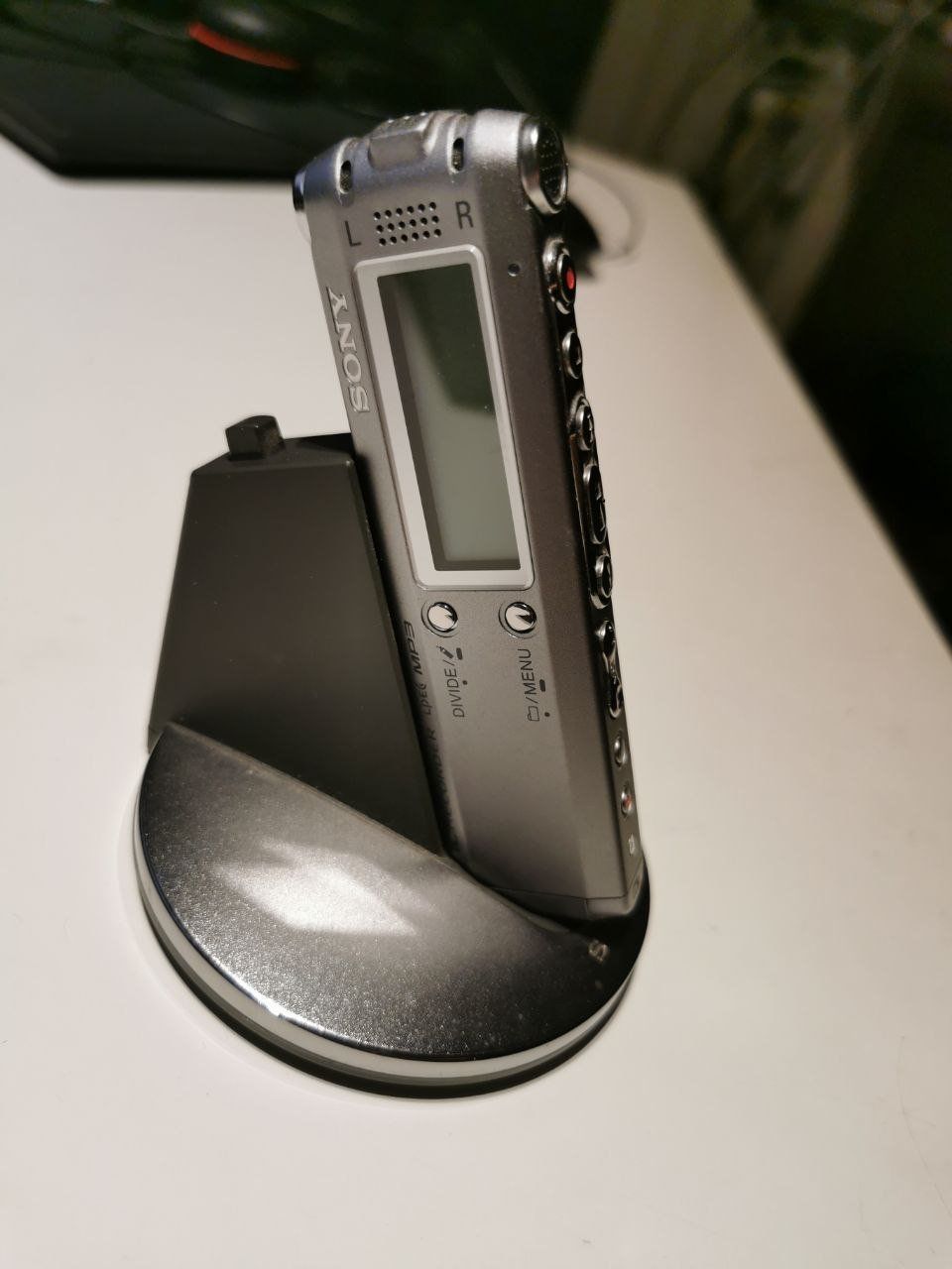 Sony Enregistreurs: Sony Digital Voice Recorder ICD-SX67 mit Dockingstation – D'occasion à Oberglatt ZH par maravilho