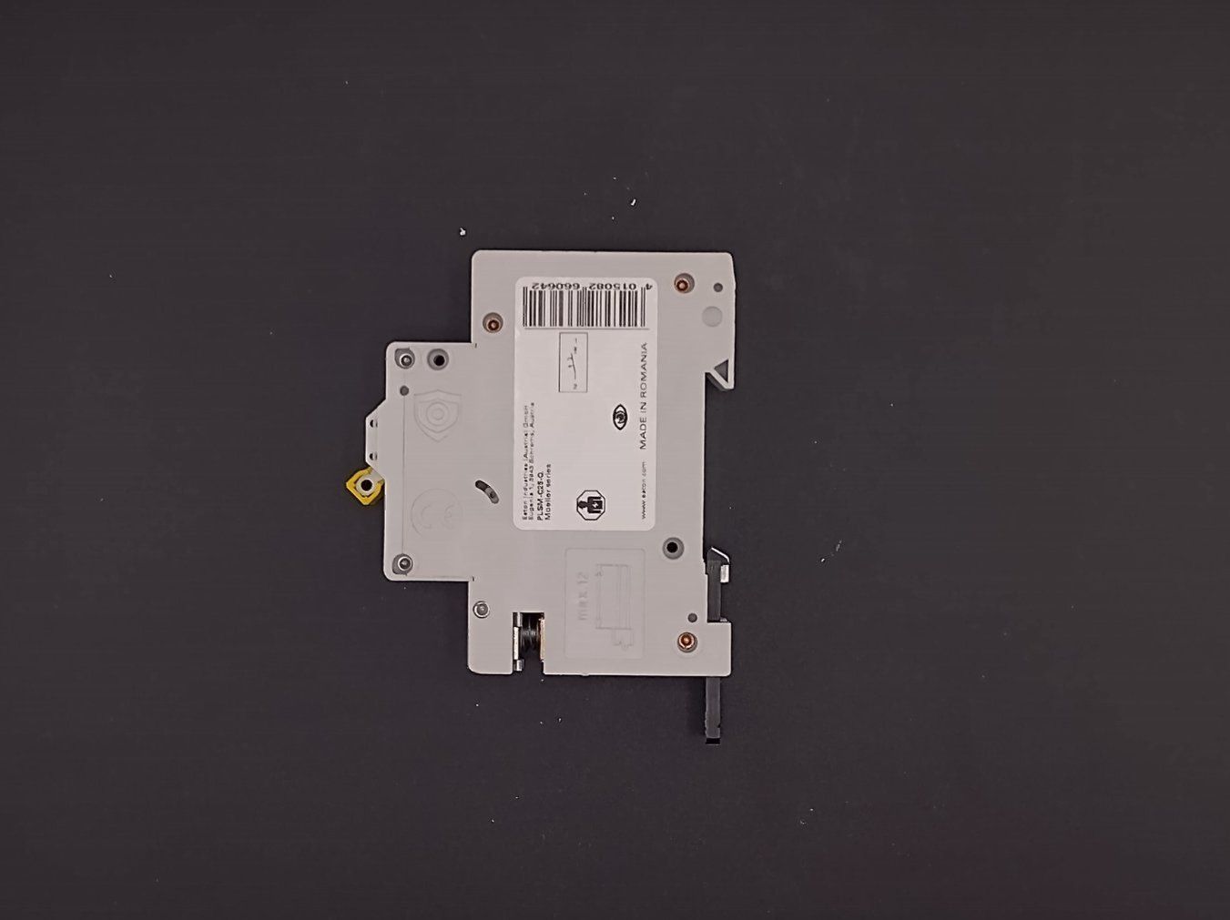 Eaton Interruttori: Eaton PLSM-C25-Q – Usato da Winterthur venduto da Hint17 1