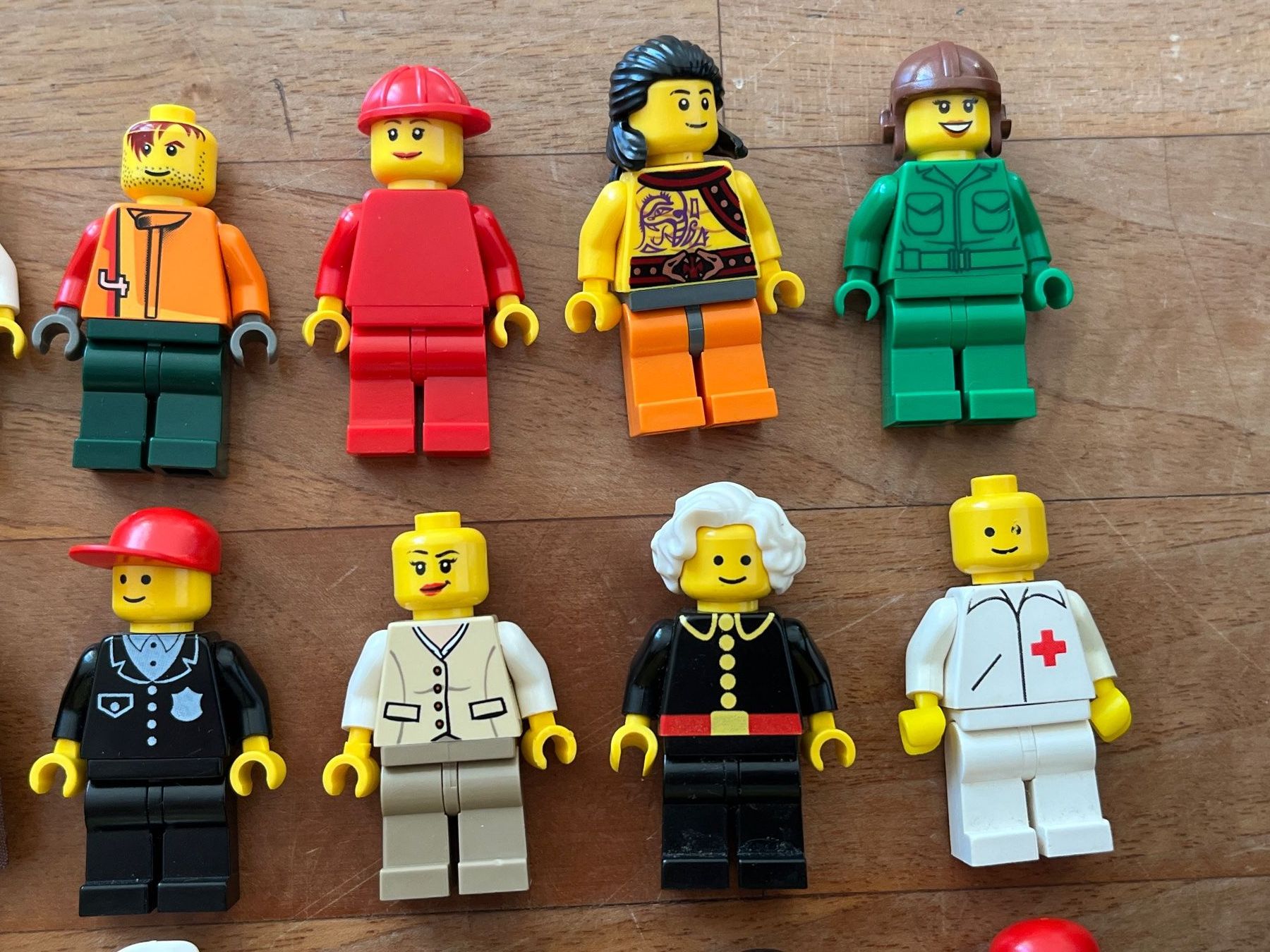 Lego Statuette: 27 Lego Minifiguren Konvolut S2 – Usato da Winterthur venduto da Wusa01 2