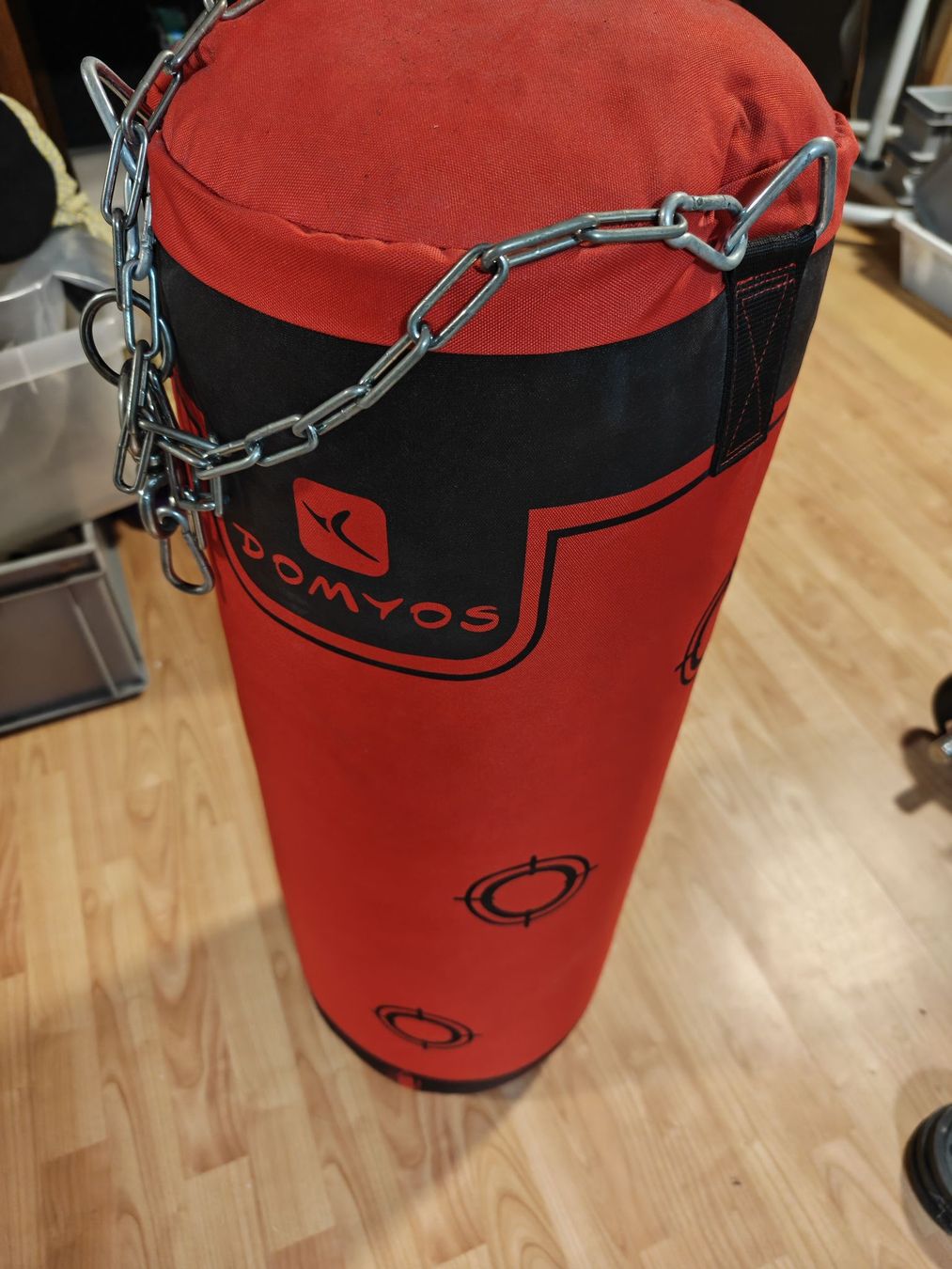 Sacchi da boxe: Boxsack Domyos rot mit Kette – Usato da Boniswil venduto da Alessio42