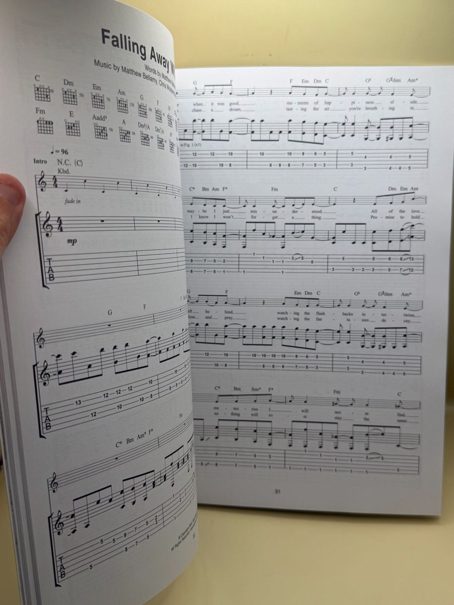 Livres: Muse Absolution Guitar TAB Edition partitions – D'occasion à Lausanne par chi_rwy5 5