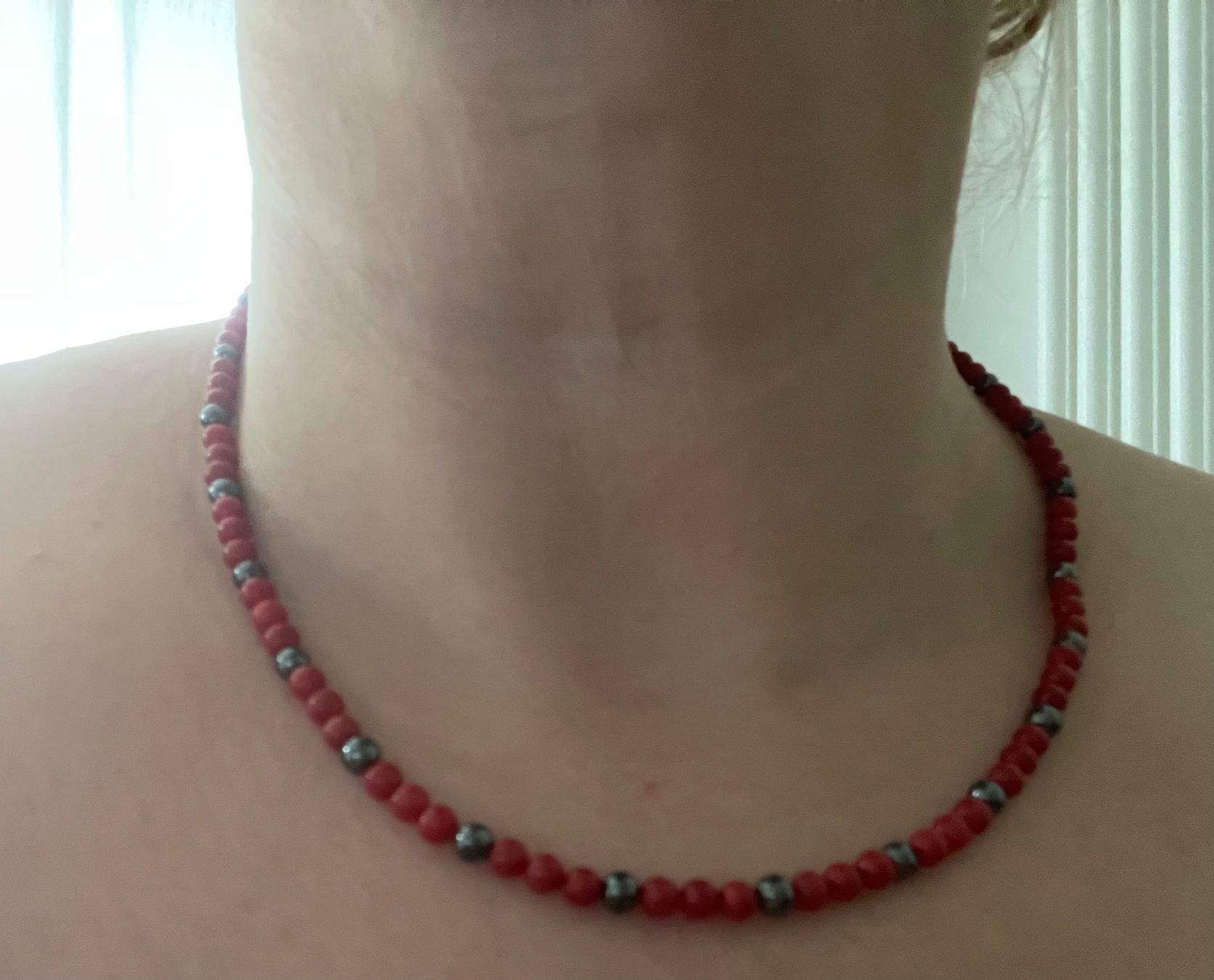 Catenine: Perlenkette aus Korallen und Hämatit – Nuovo (secondo la descrizione) da Nussbaumen AG venduto da Habiana 1