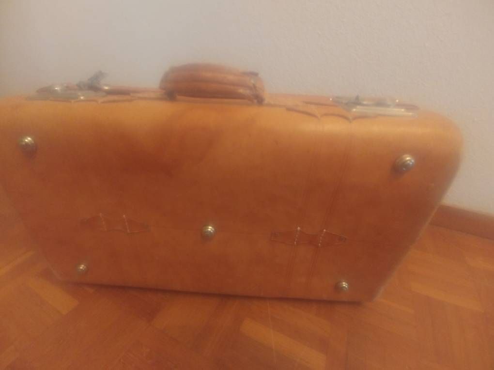 Reisekoffer: Vintage Koffer – Gebraucht aus Zürich von gol_jc2x 3