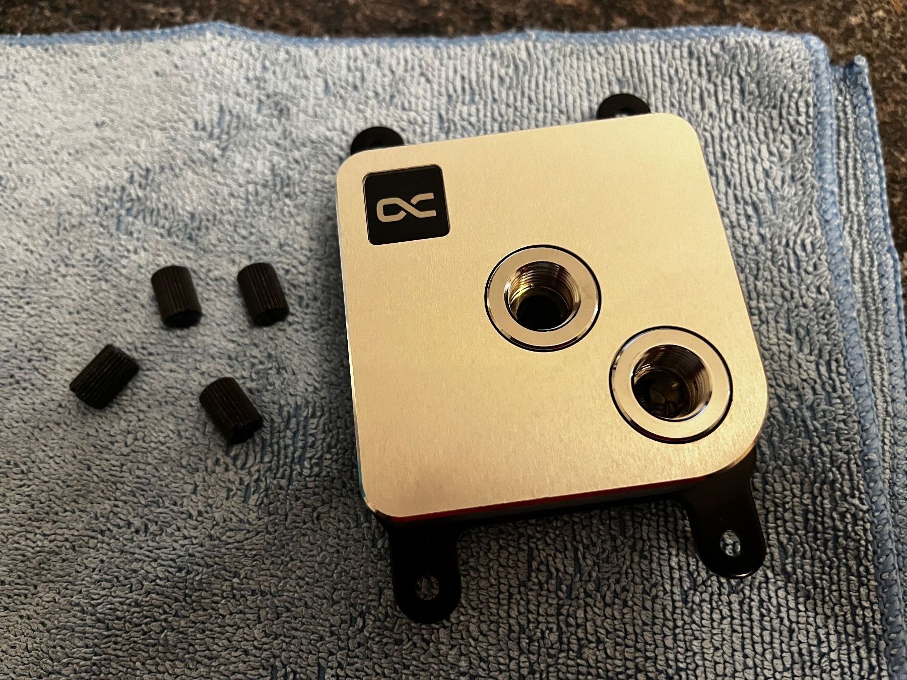 Alphacool Componenti elettronici: Alphacool WAC Core 1 Silver, CPU Waterblock, Watercooling – Nuovo (secondo la descrizione) da Bern venduto da Nati_29