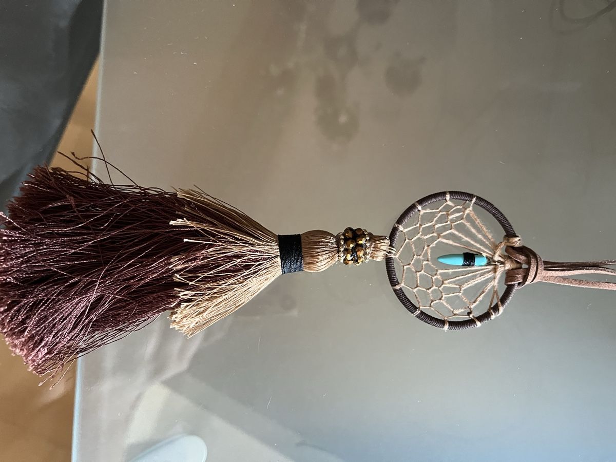 Catenine: Collier long attrape-rêves pierre turquoise pompons brun – Nuovo e nell'imballaggio originale da Genève venduto da Libellule477 4