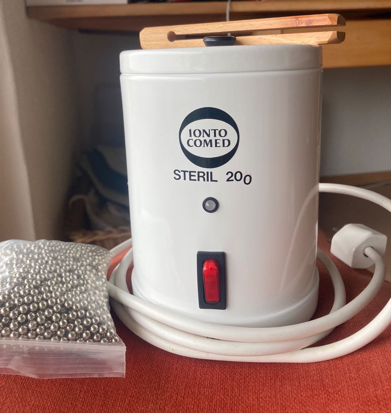 Pasti del neonato: Sterilisator /Kugelsterilisator – Usato da Eschenbach SG venduto da kublu