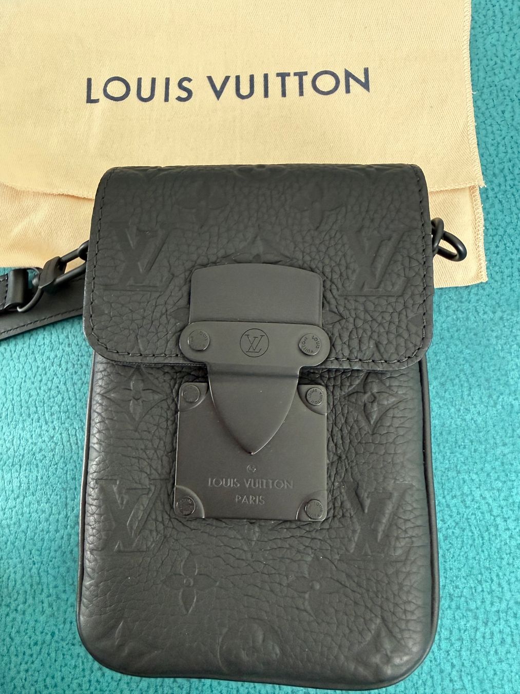 Louis Vuitton Borse: Louis Vuitton Herrentasche – Nuovo (secondo la descrizione) da tagelswangen venduto da Daniela123456 1