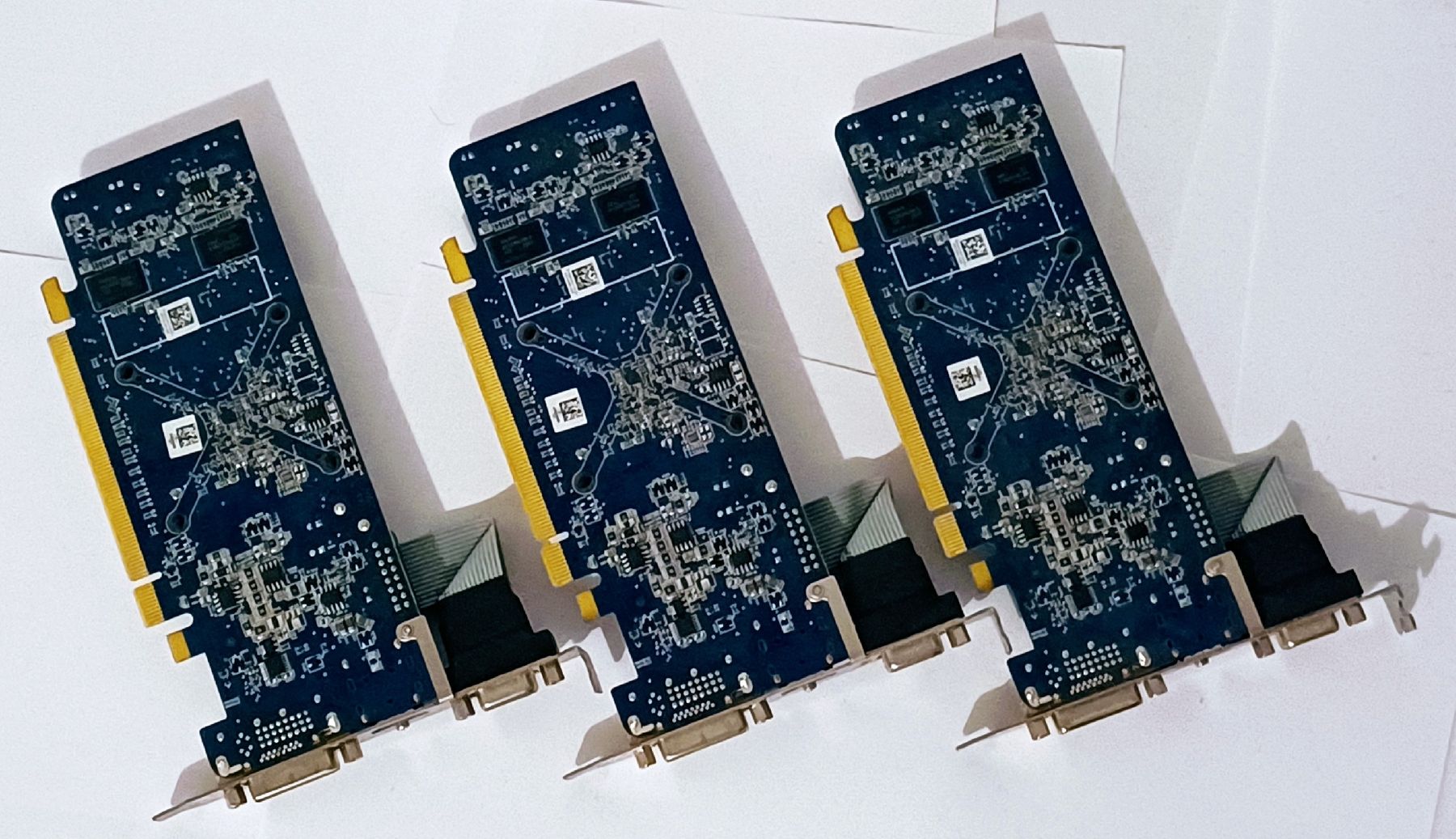 3x PEGATRON AMD RADEON HD 6450 1GB GDDR3 HDMI, DVI, VGA (Gebraucht) in ...