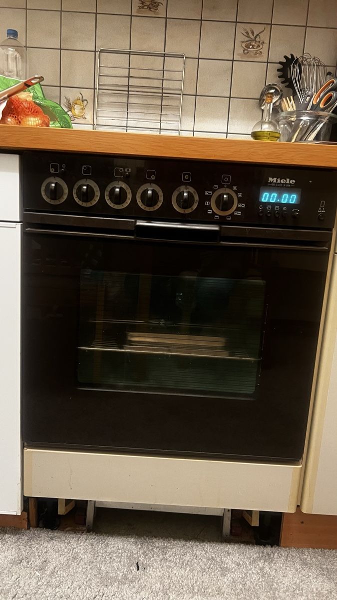Miele Backöfen: Miele 55cm Backofen mit Glaskeramik – Gebraucht aus Trasadingen von Kaffee.mann 8