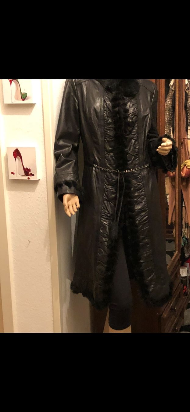 Cappotti: Pelz Leder Mantel Gr/M – Usato da Basel venduto da Ivana_4 7