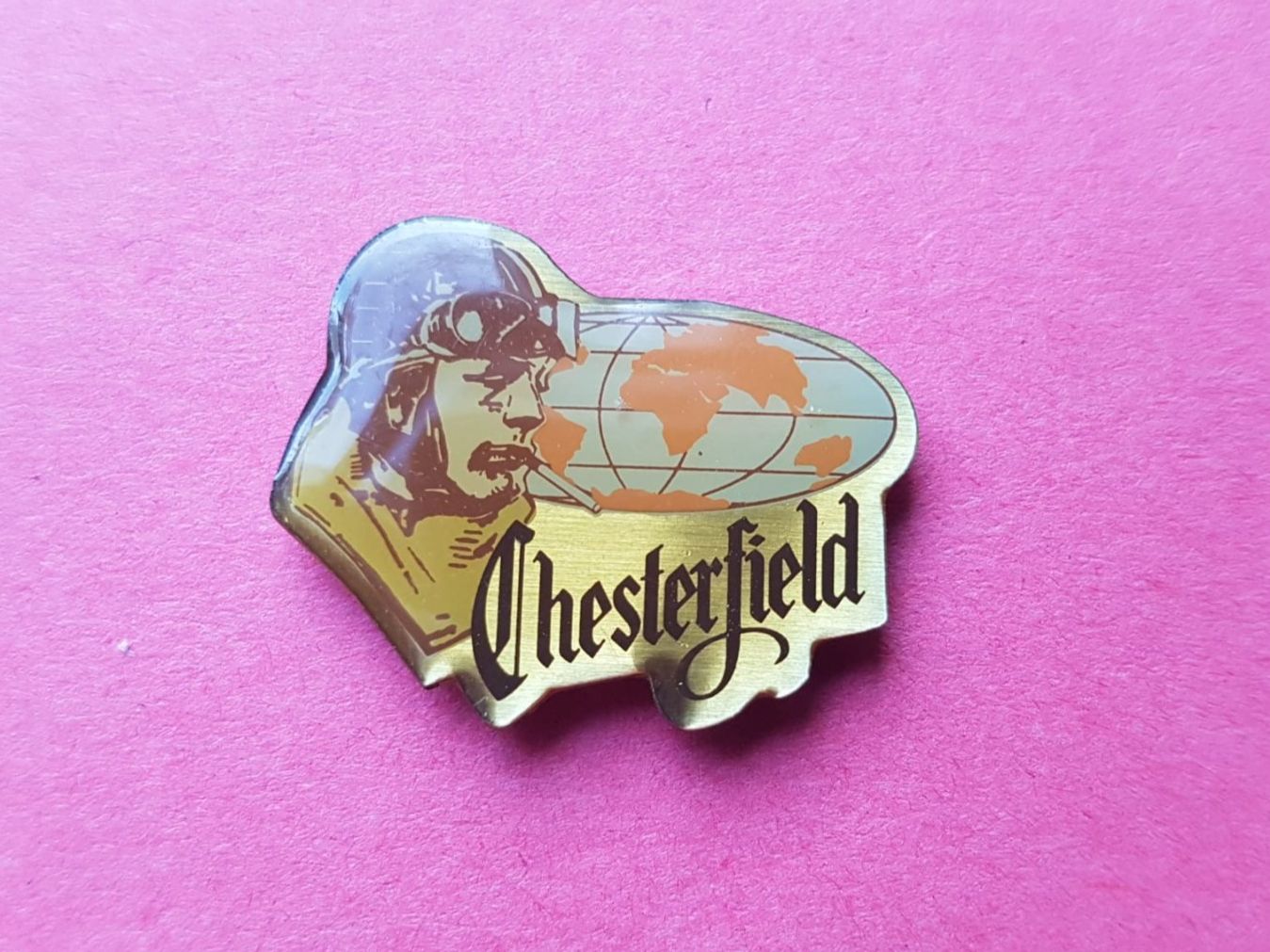 Placchette & Badge: Pins - Tabak - Zigaretten - Chesterfield – Usato da Reinach BL venduto da Dexy62