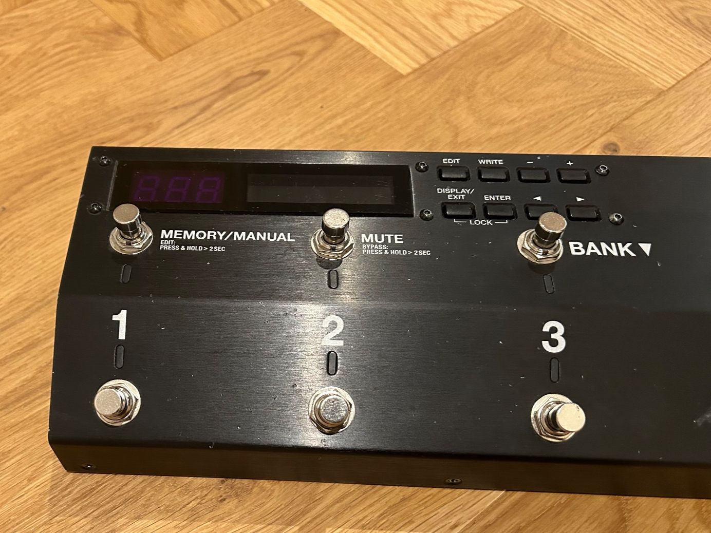 Musikinstrumente: Boss ES-8 Loop Switcher – Defekt aus Bern von  3