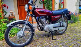 Honda CG125 - fast wie neu und doch schon 40Jahre alt