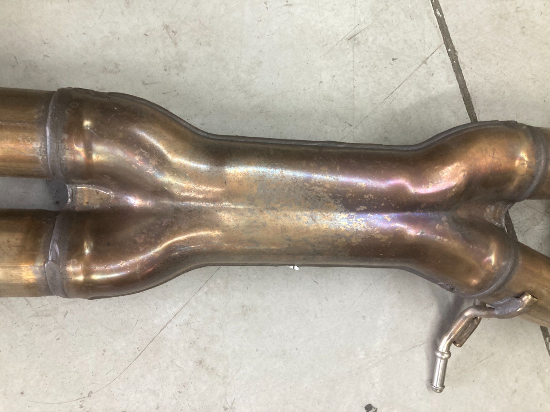 Jeep Sistemi di scarico: Jeep Wrangler 392 V8 Mitteltopf – Difettoso da Cham venduto da Cham6332 2