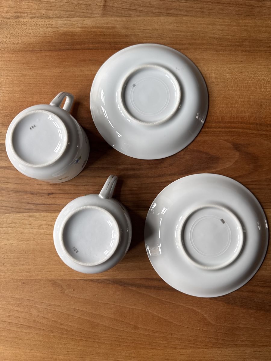 Tassen: Hübsche Teetasse mit Untertasse und Blumendekor – Gebraucht aus Basel von pat_7vp2 3