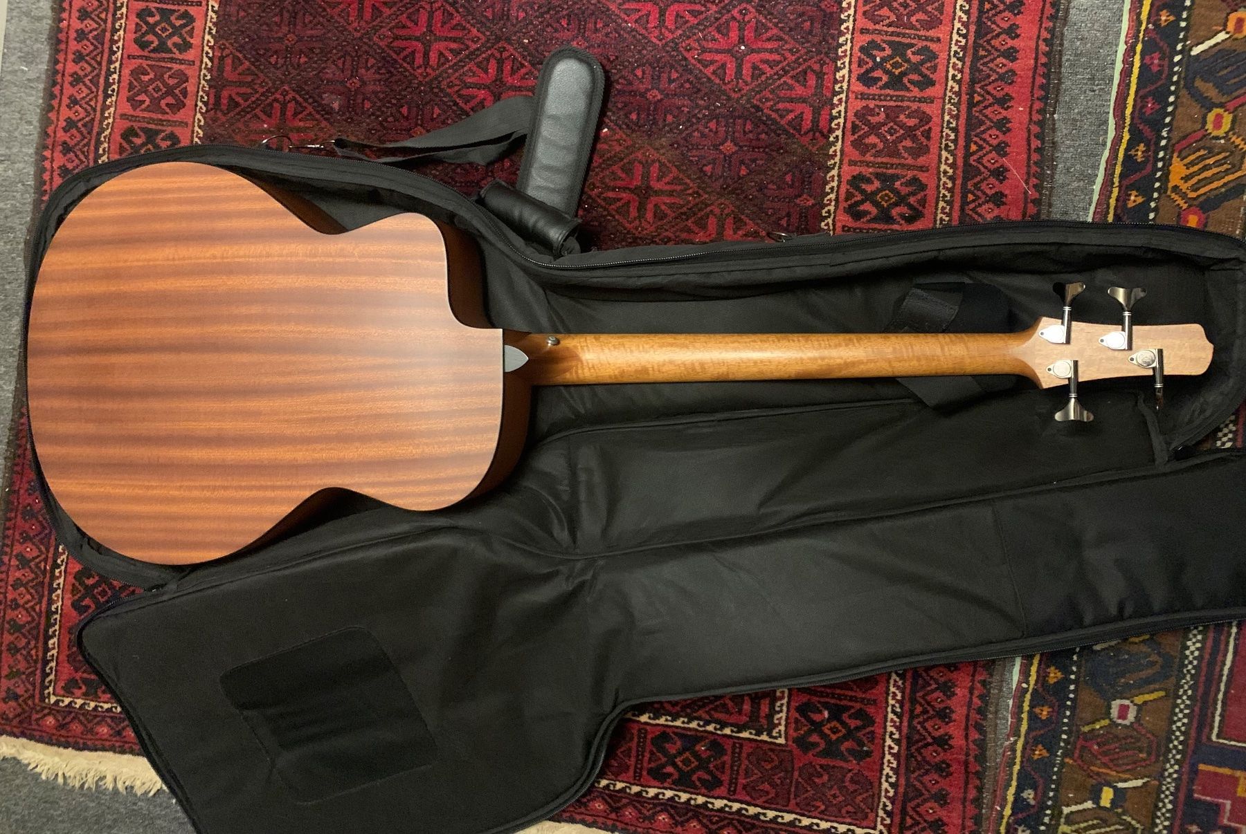 Furch Strumenti musicali: Klassische Bassguitarre – Nuovo e nell'imballaggio originale da Urdorf venduto da Fledermaus6060 1