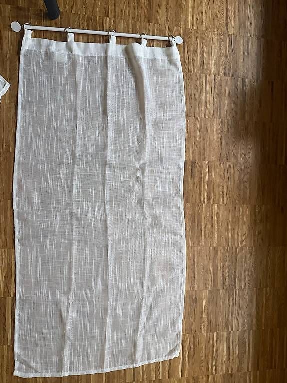 Vorhänge: Halbtransparente Vorhänge / Semi-transparent Curtains – Gebraucht aus Zürich von Spyros
