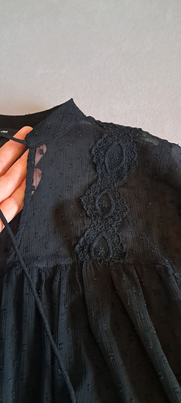 Vero Moda Blusen: luftige Bluse schwarz transparent Grösse XS – Gebraucht aus Hombrechtikon von Atroms47 3