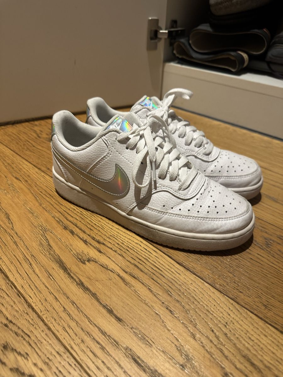 Nike Damenschuhe: Nike Schuhe Gr.40 – Gebraucht aus Cham von lischer444