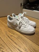 Nike Schuhe Gr.40