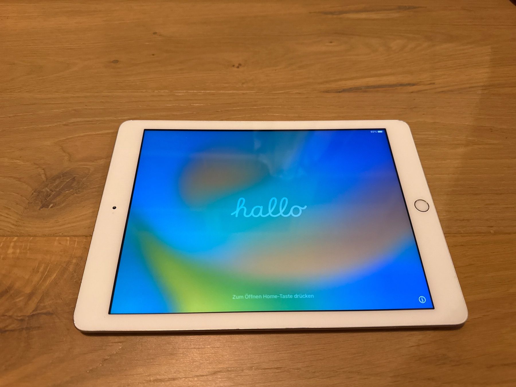 Apple Tablettes PC: iPad 5e génération – 32 Go – Très bon état – D'occasion à Gland par fmo_7cff