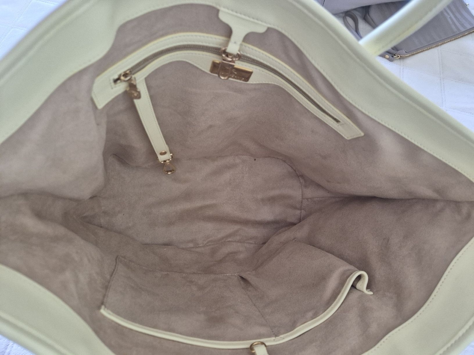 Maison Mollerus Borse da donna: Mollerus Shopper Einzelstūck – Usato da Zürich venduto da mma_z6nx 5