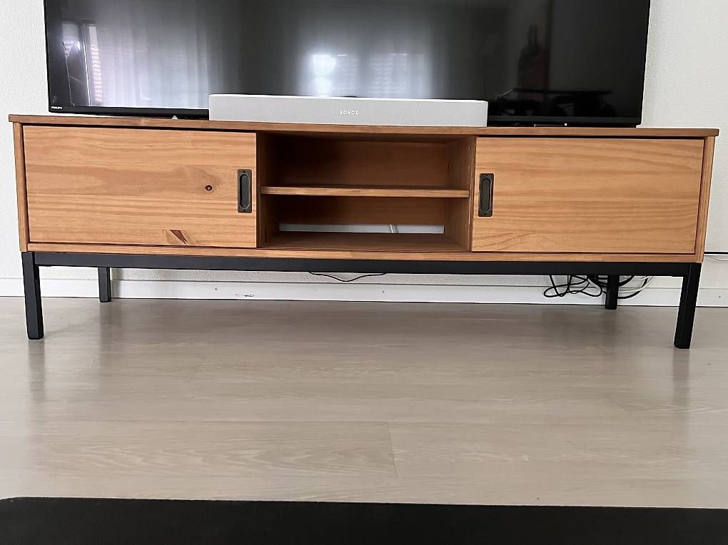 Mobili TV: TV Möbel / Fernseher-Möbel – Usato da Pfungen venduto da Pumii1 1