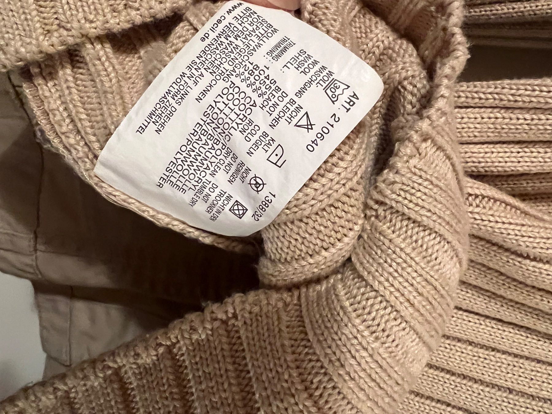 Cecil Giacche: Cecil Damen Jacke, beige mit Strickärmel, Grösse L – Usato da Ruggell venduto da Malbuntiger01 3