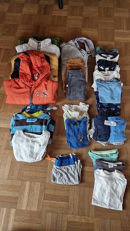 Lotti & Set di vestiti: Kleiderset Junge Kleiderpaket Grösse 68/74 – Usato da Lütisburg Station venduto da feg_zp7k