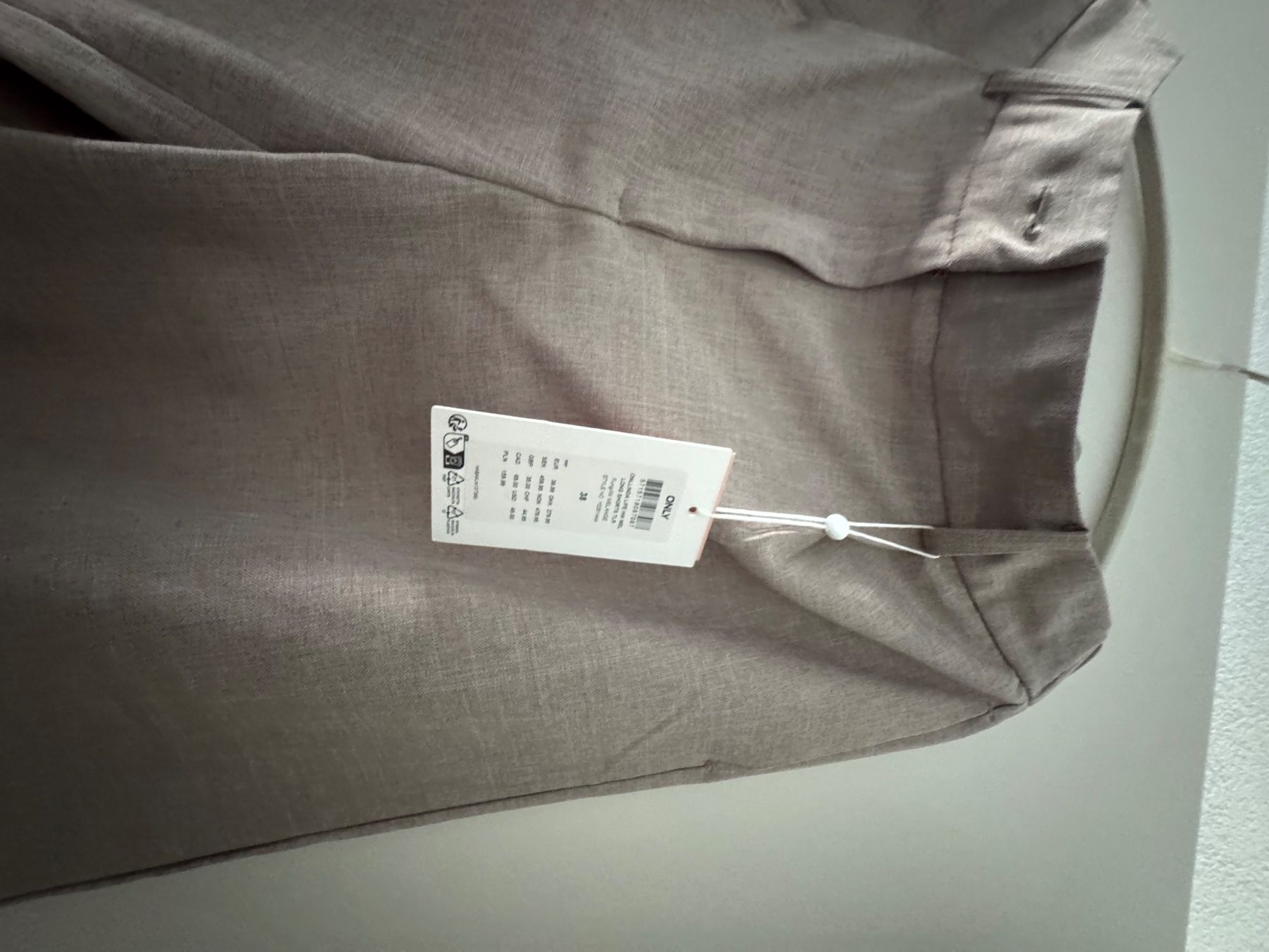 Completi & Tailleur: Only Anzug mit Bermuda Gr s-m – Nuovo e nell'imballaggio originale da Thun venduto da Iriska77 6